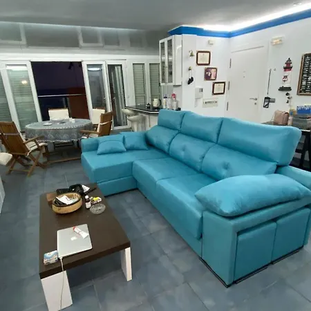 Atico Con Vistas Al Mar Apartment *